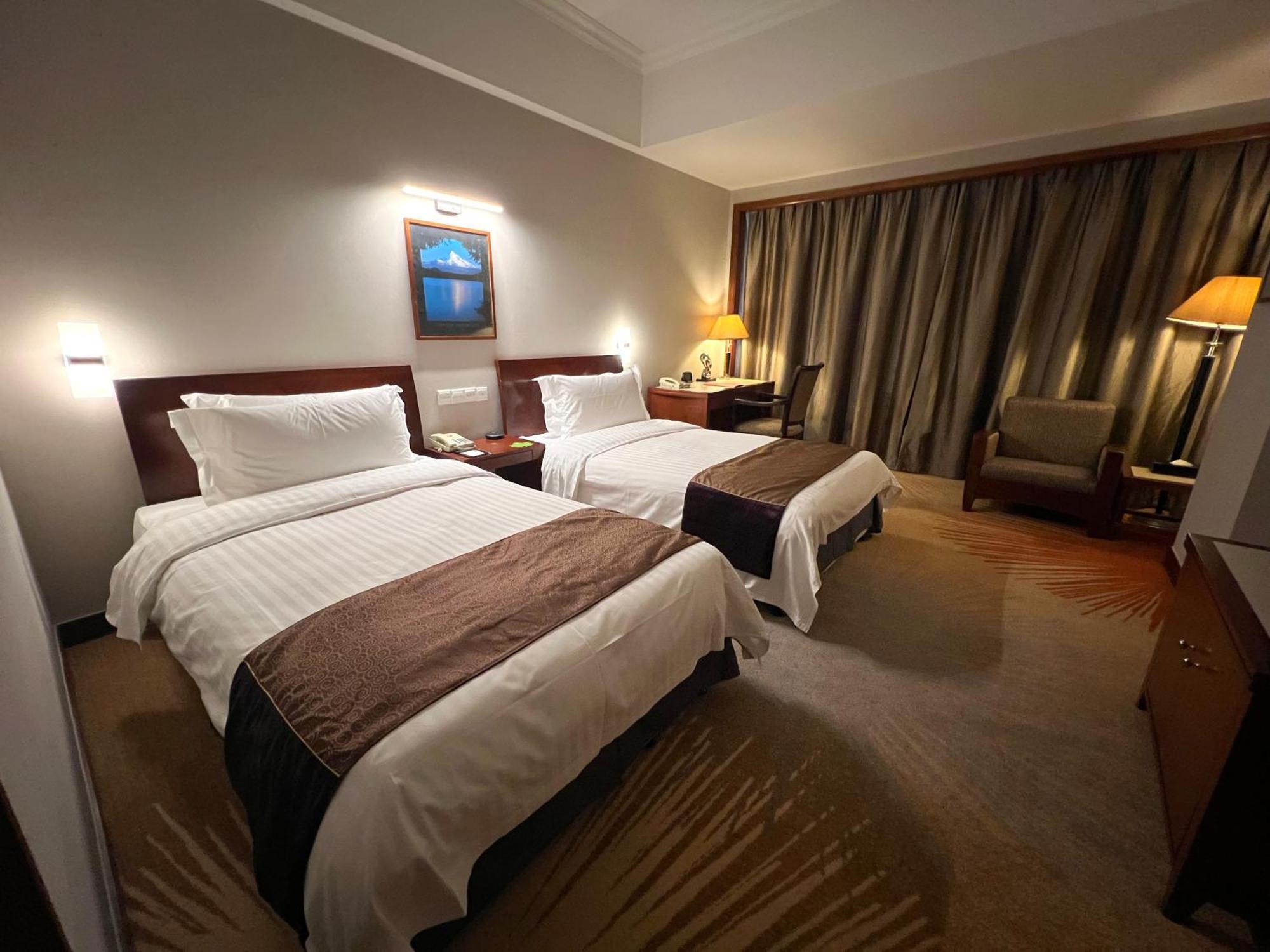 Superior Queen Room