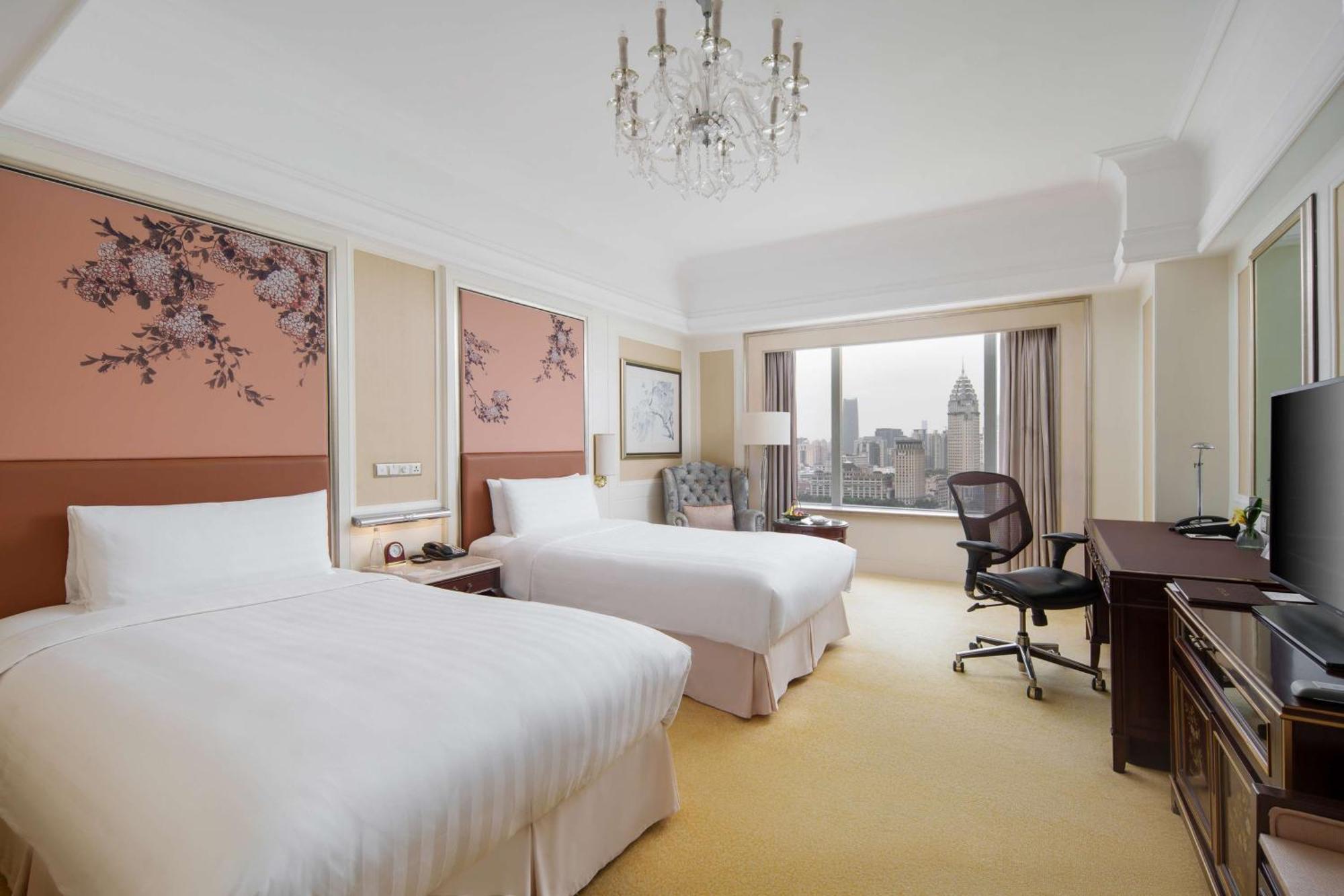 Horizon Club Tweepersoonskamer met 2 Aparte Bedden en Uitzicht op de Bund