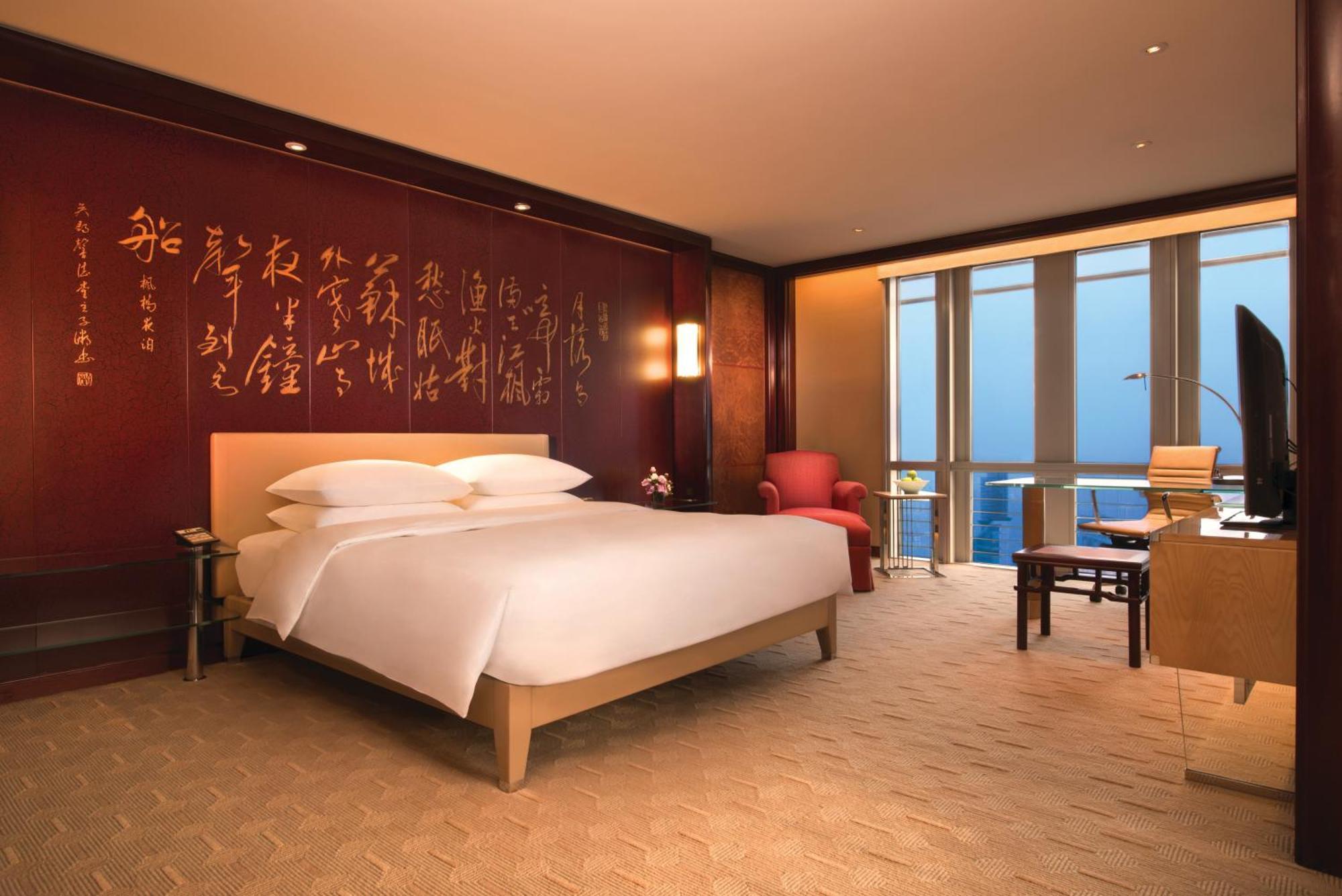 Kamer met Queensize Bed en Uitzicht op de Rivier