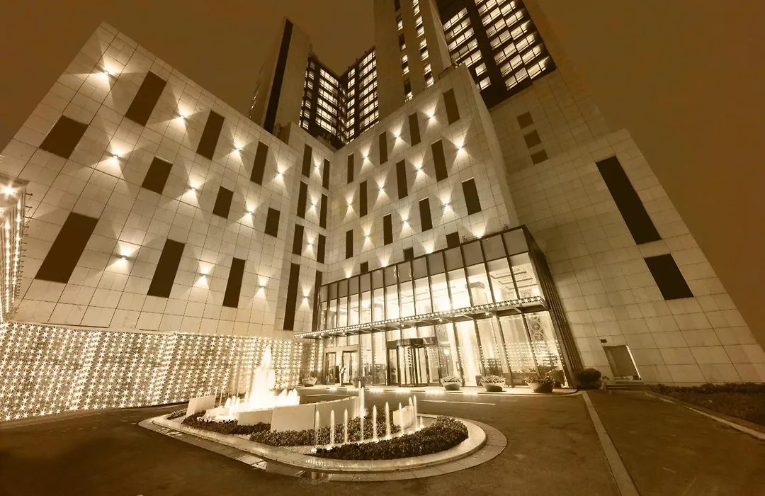 Paramount Gallery Hotel-1