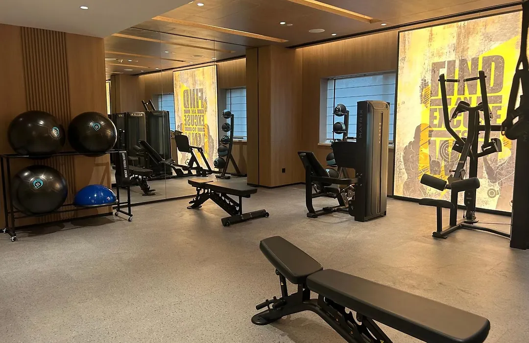 Courtyard By Marriott Shanghai Hongkou-1